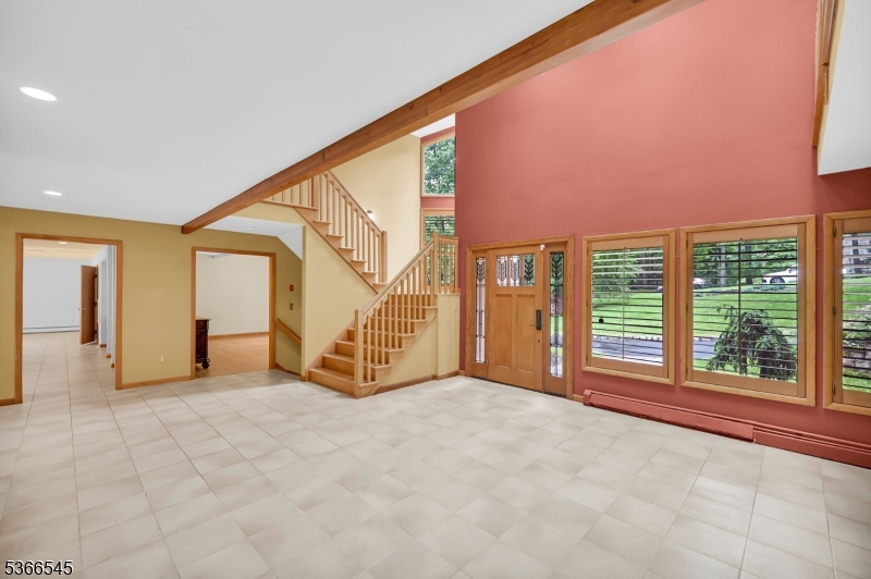 86 Underrock Rd