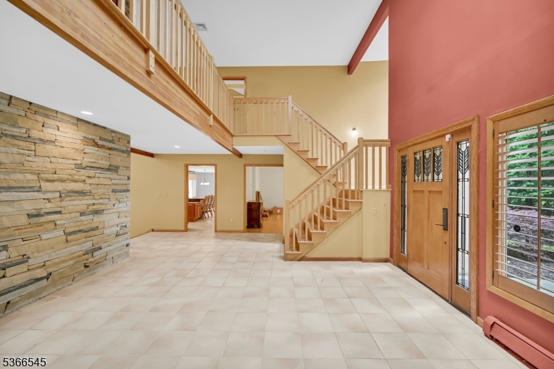 86 Underrock Rd