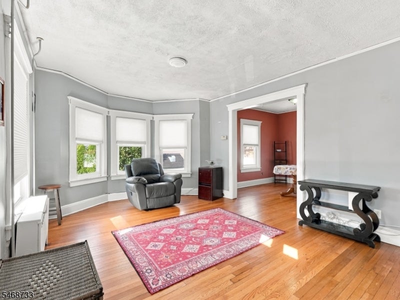 515 Elm St