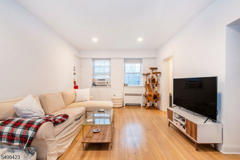 380 Claremoont Avenue 1 Montclair Twp. NJ 07042