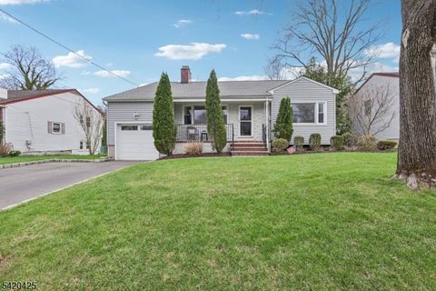 42 Nomahegan Ct Cranford Twp. NJ 07016