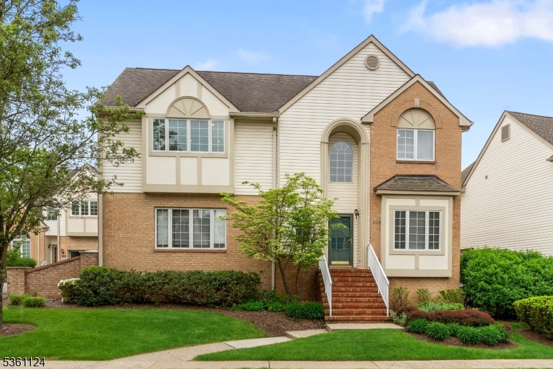 1009 Smith Manor Blvd