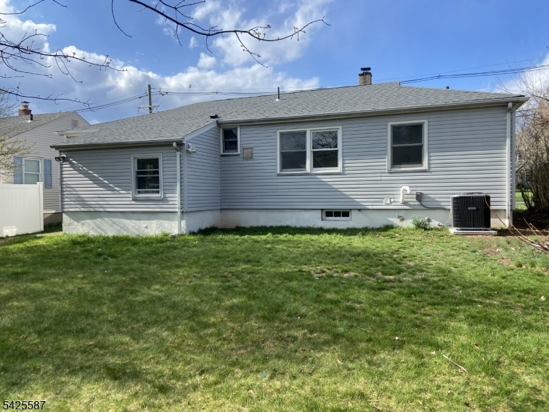 271 Valley Rd
