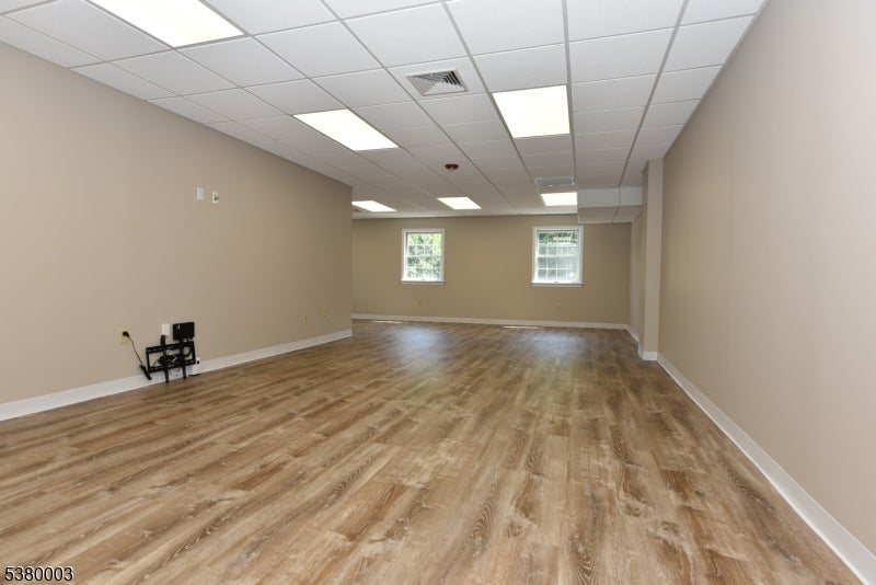555 Goffle Rd