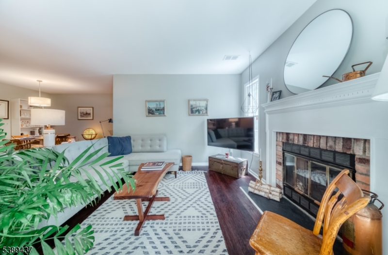 130 Jamestown Rd
