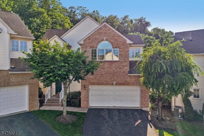 1070 Smith Manor Blvd