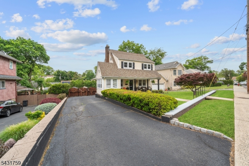 15 Valley Rd