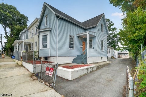 Photo for 141 Kearney St