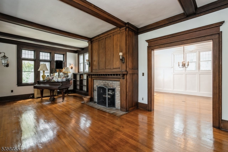 50 Fairview Ave
