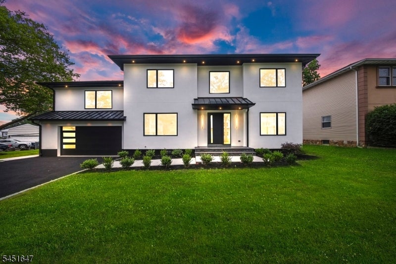 18 Blake Dr