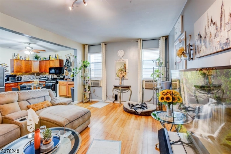 198-200 Shephard Ave