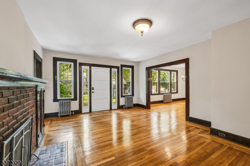67 Woodland Rd