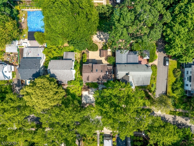 67 Woodland Rd