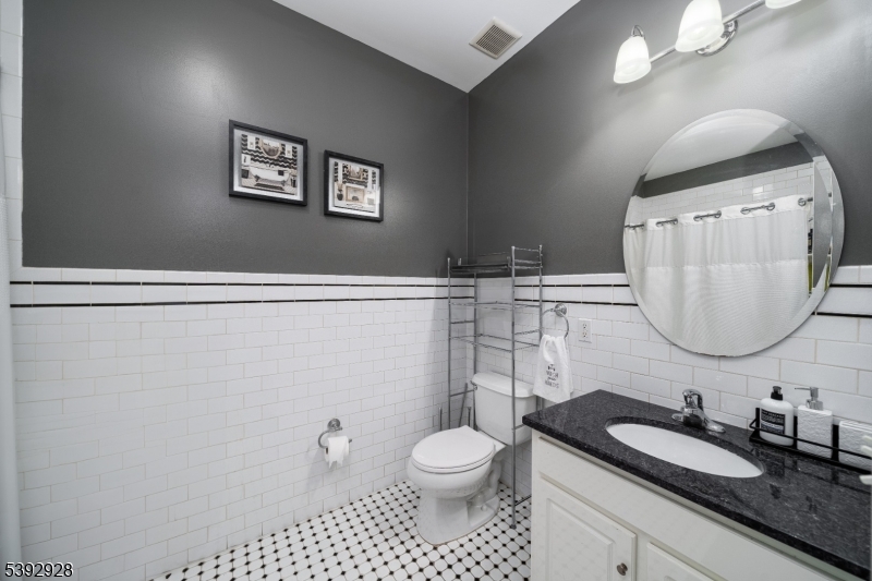 88 Saint Francis St 1B