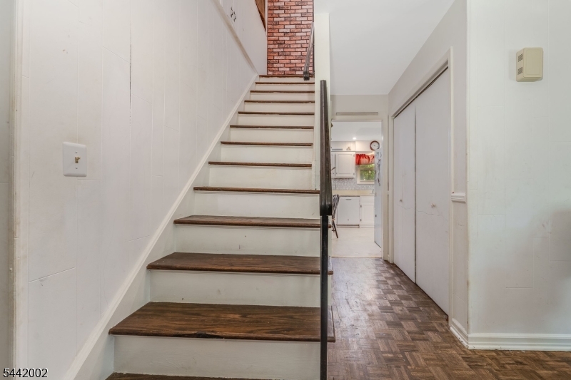270 Andersen Rd
