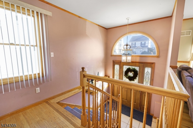 17 Pleasant Pl