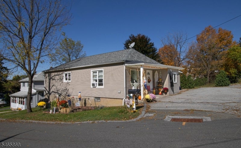 22 King Cole Rd