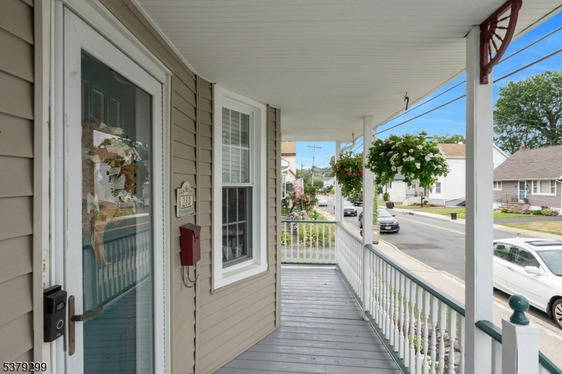 280 Central Ave