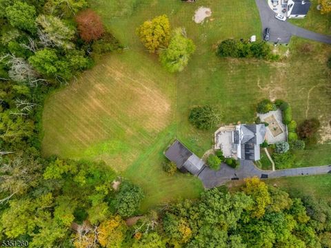 153 MOUNTAIN AVENUE Warren Twp. NJ 07059