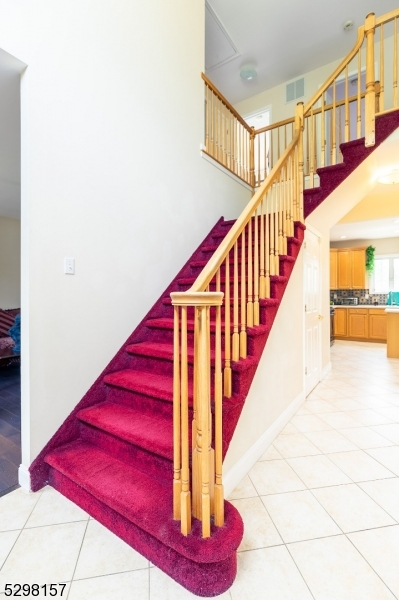 29 Vocisano Ct