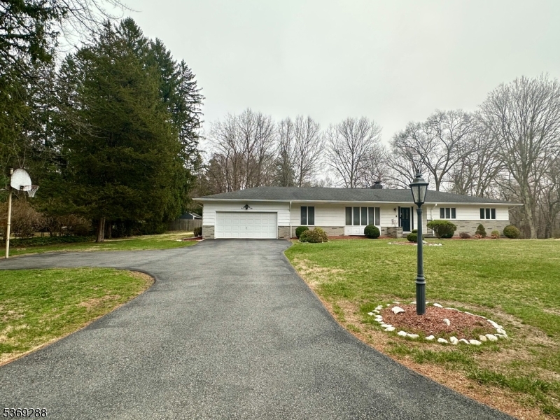 15 Luff Rd