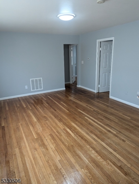 11 Dartmouth Ave 4 A