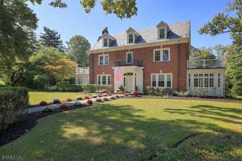 15 Georgian Rd Morristown Town NJ 07960