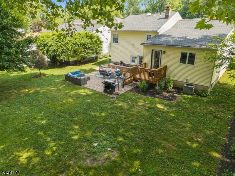 33 Edgar St