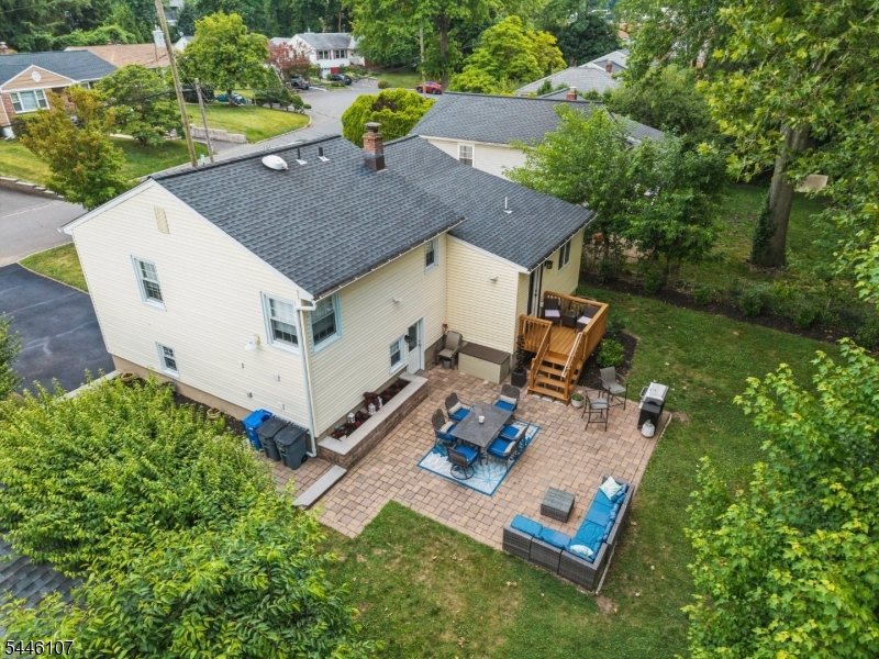 33 Edgar St