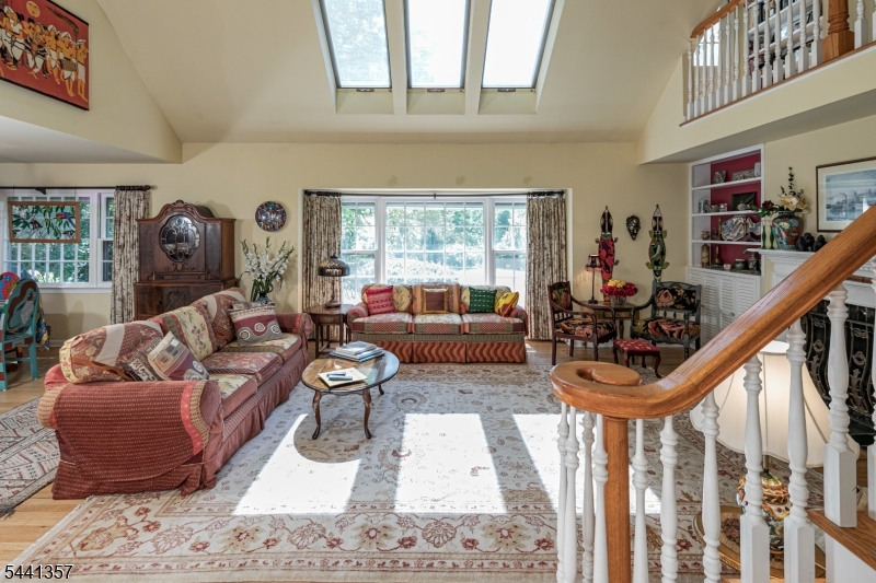 279 Millstone River Rd