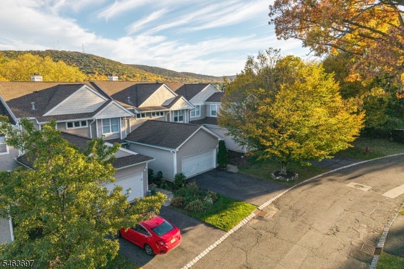4 Hornbeam Way