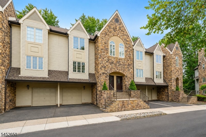 15 Starling Way