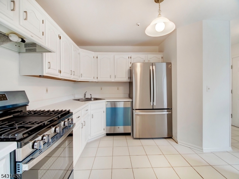 114 Potomac Dr 114