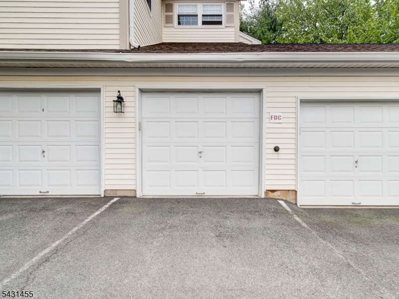 114 Potomac Dr 114