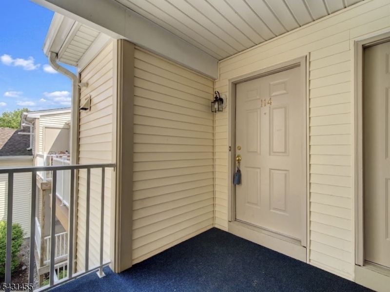 114 Potomac Dr 114