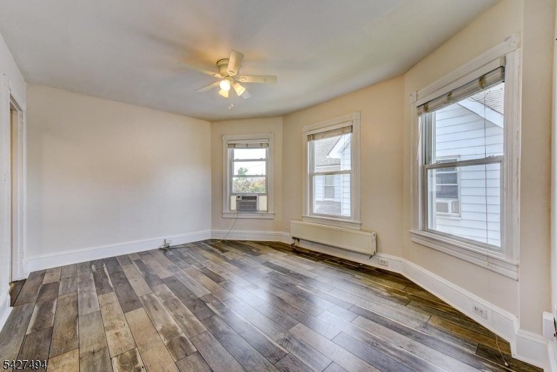 37 E Somerset St 2