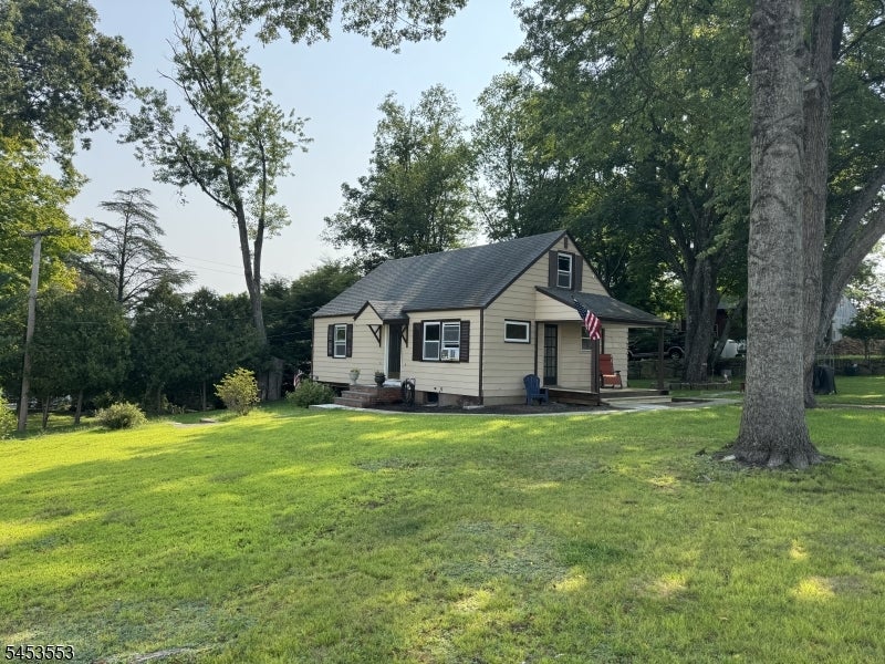 13 Dock Rd