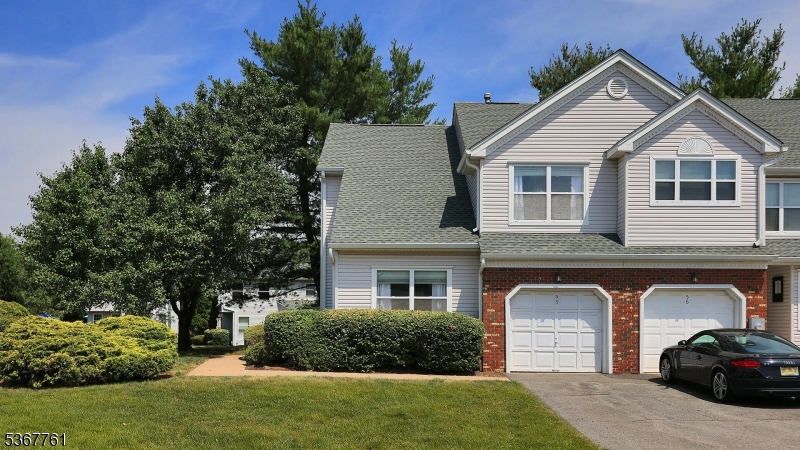 55 Castle Pointe Blvd
