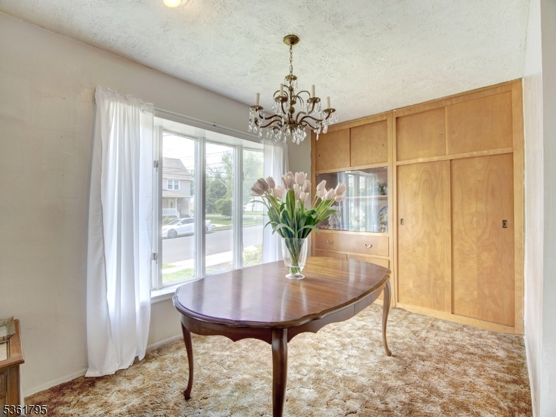 136 Tooker Ave