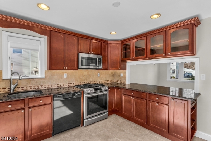 306 Bloomingdale Ave