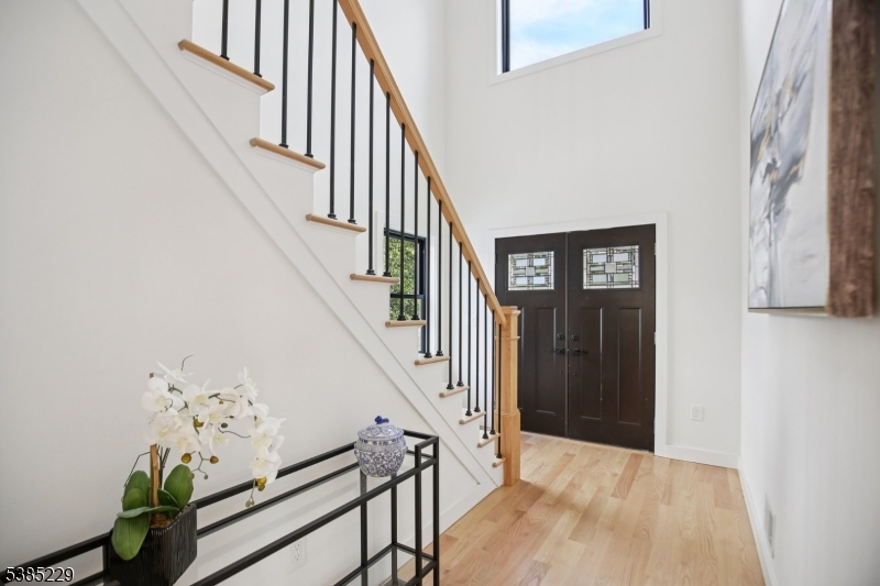 34 Grant Ave