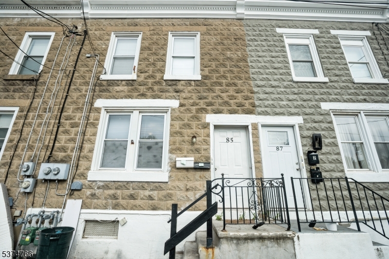 85 Jefferson St