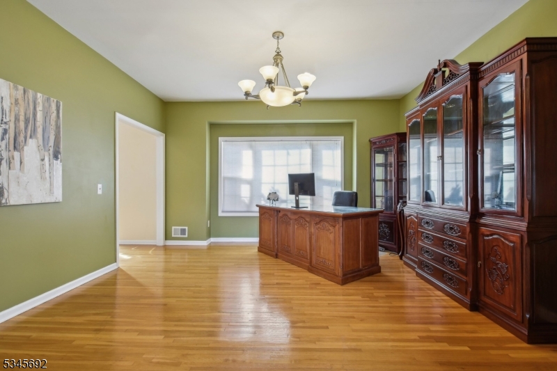 4 Skyview Dr