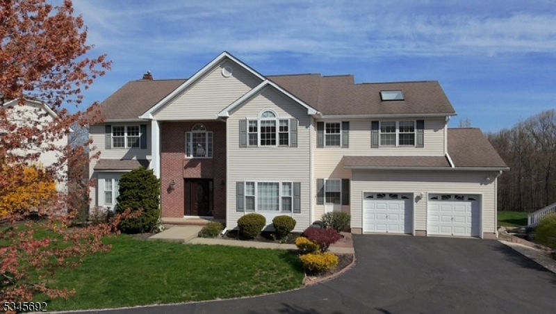 4 Skyview Dr