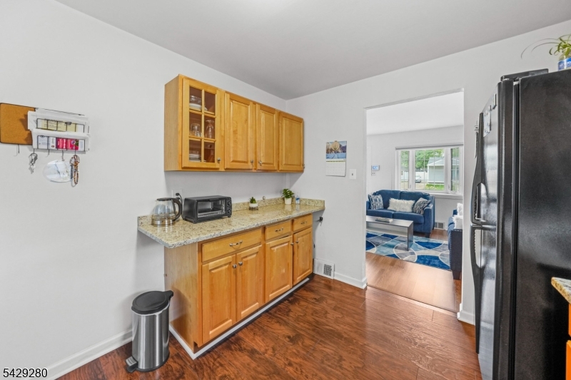 1407 Baetzel Ave
