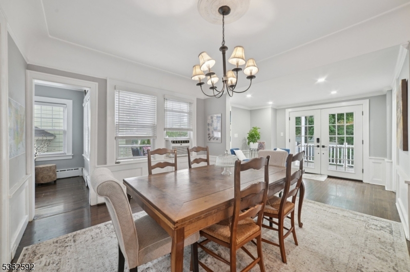 46 Maple St