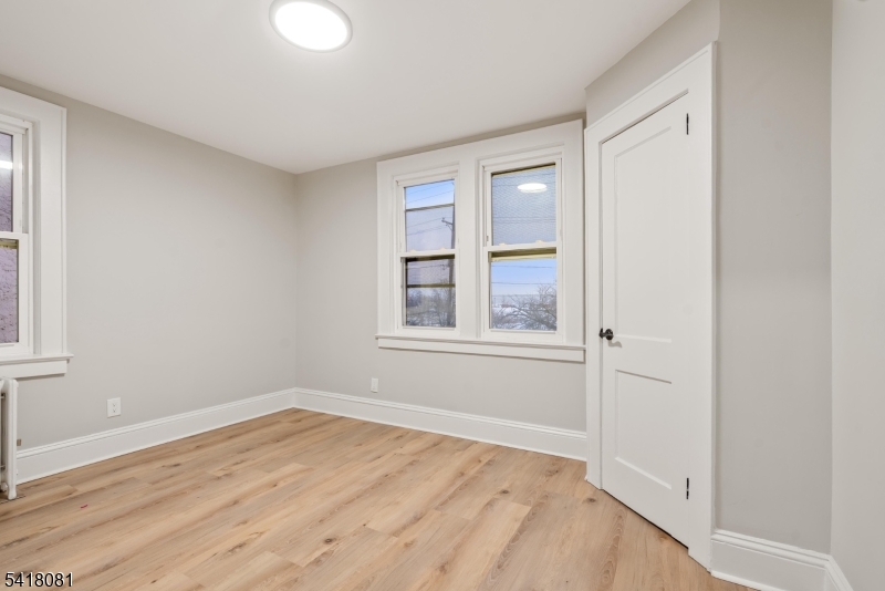 895-901 Port Reading Ave