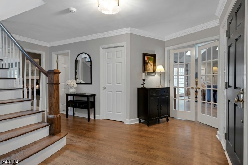 73 Treadwell Ave
