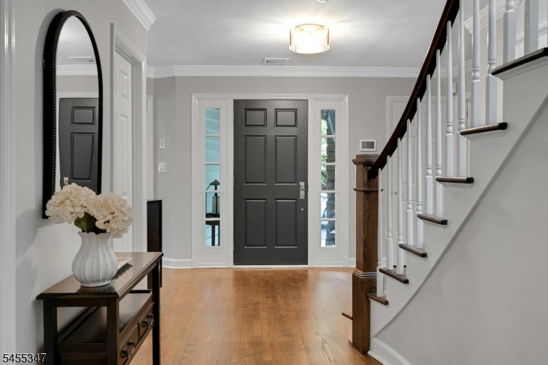 73 Treadwell Ave
