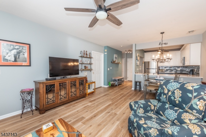 3104 Franklin Ln